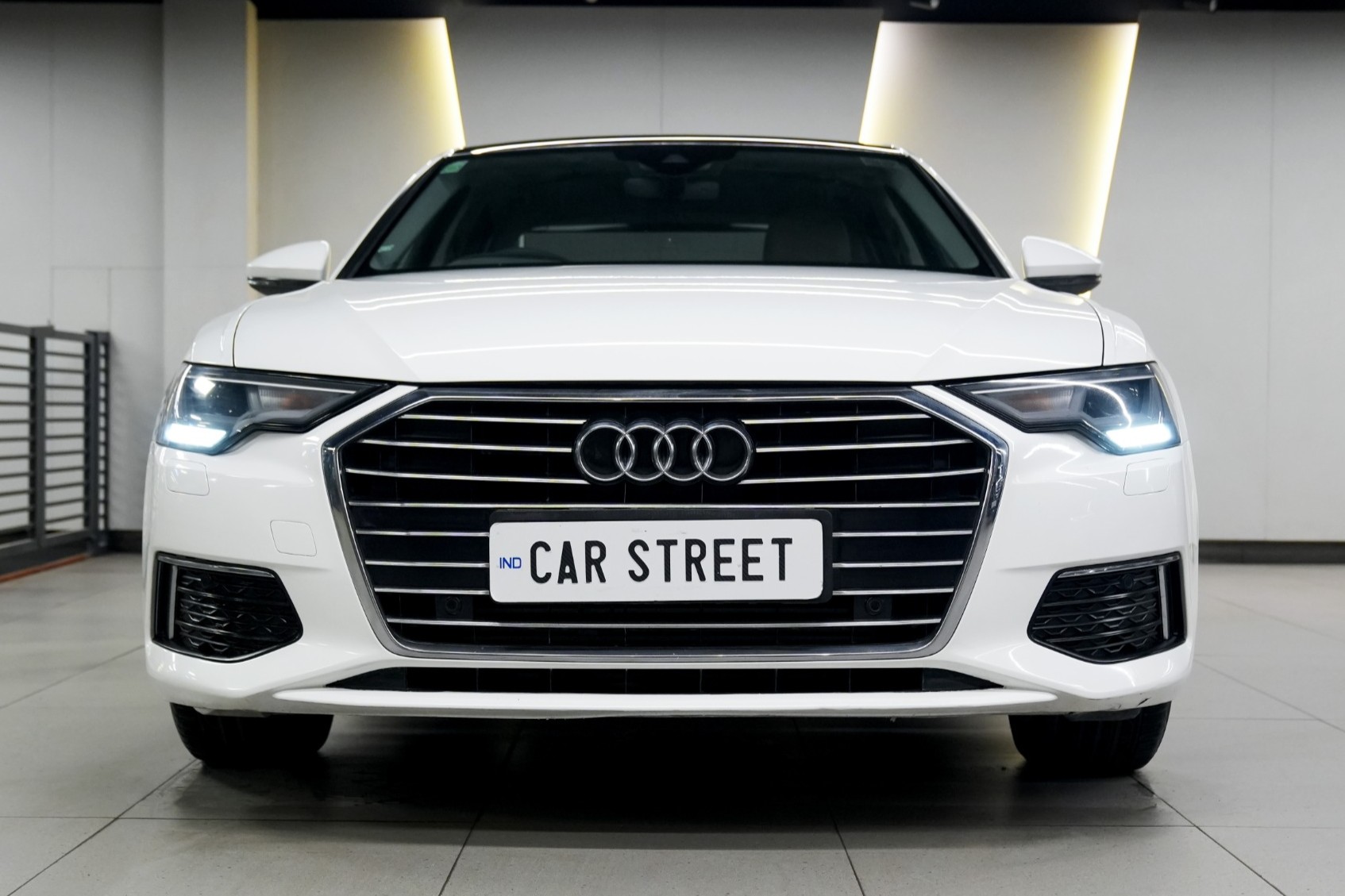 Audi A6 45TFSI Premium Plus
